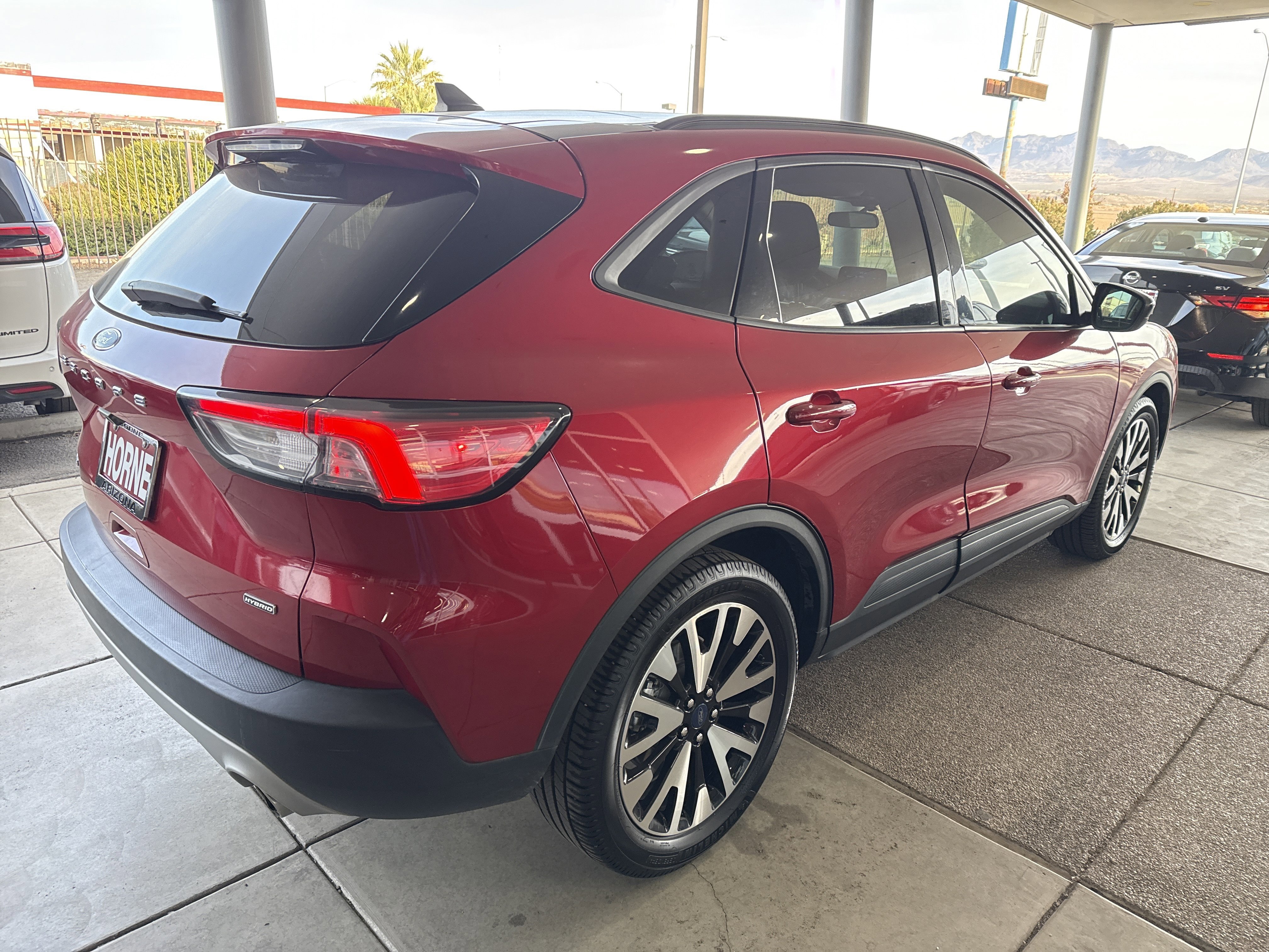 Used 2020 Ford Escape SE Sport image 4