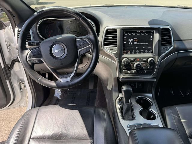 Used 2018 Jeep Grand Cherokee Limited AWD/4WD image 18