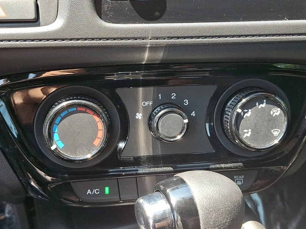 Used 2020 Honda HR-V LX image 17