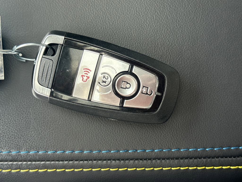 Used 2025 Ford Maverick Lobo image 42