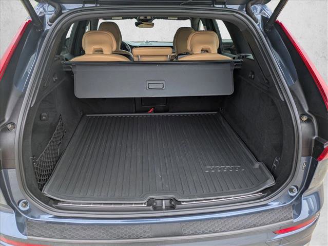 Used 2023 Volvo XC60 B5 Ultimate image 6