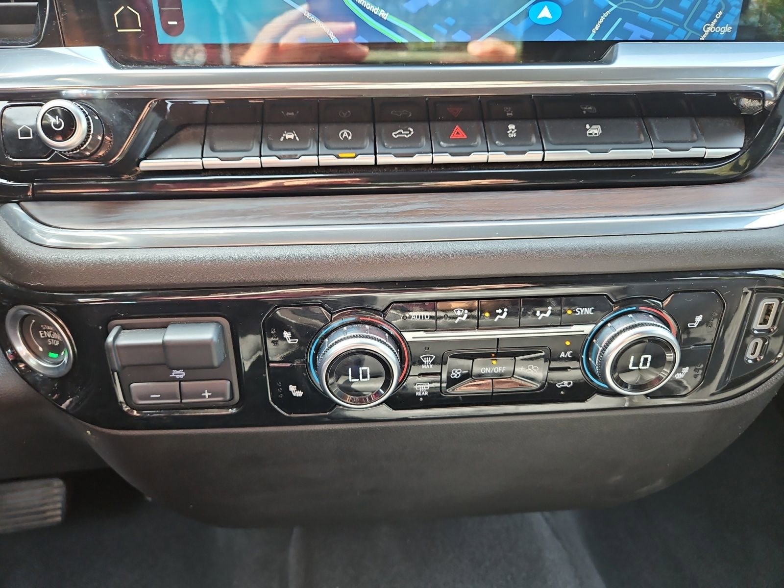 Used 2025 GMC Sierra 1500 SLT image 26