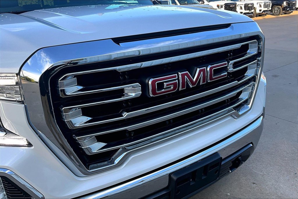 Used 2021 GMC Sierra 1500 SLT w/ SLT Premium Package AWD/4WD image 34