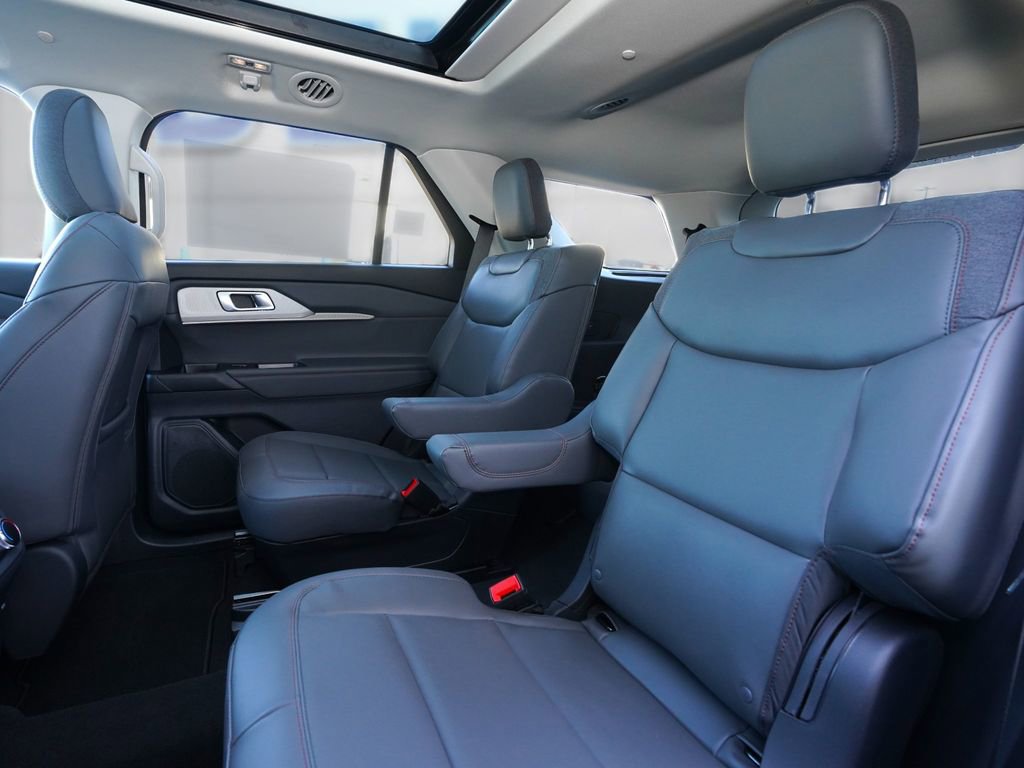 New 2026 Ford Explorer Active image 27