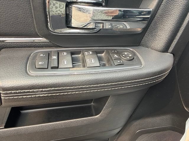 Used 2017 RAM 1500 Laramie AWD/4WD image 17