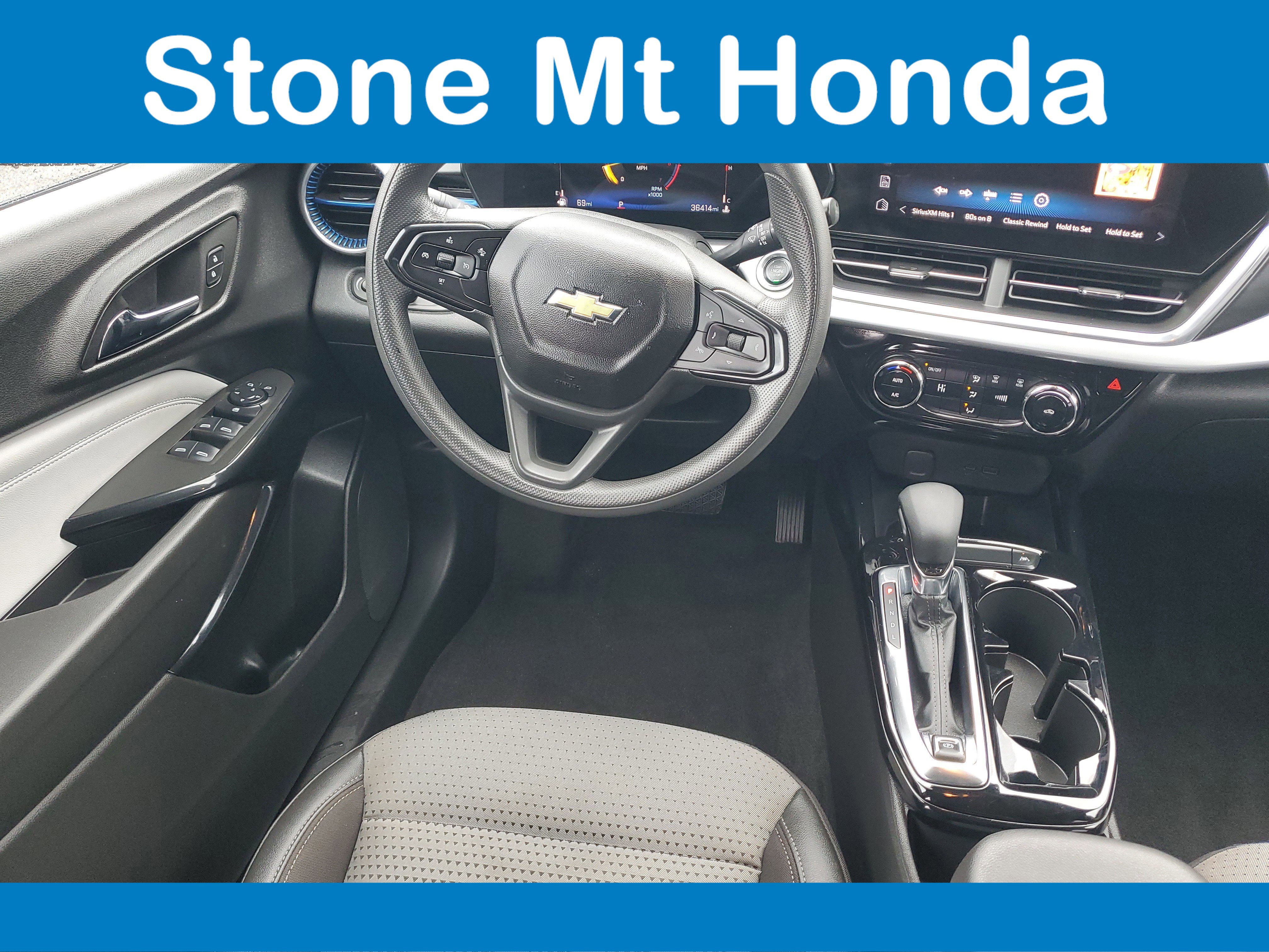 Used 2024 Chevrolet Trax LT image 16