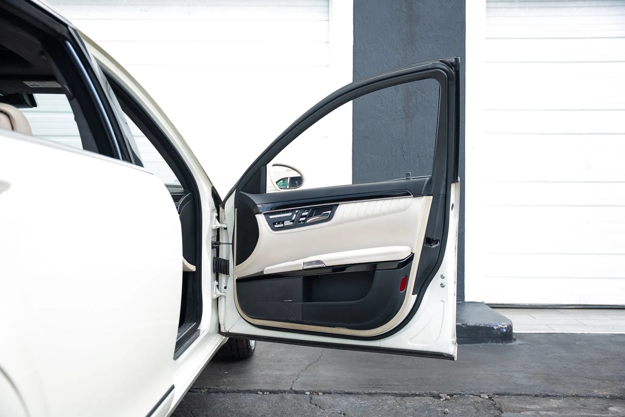 Used 2007 Mercedes-Benz S 600 image 43