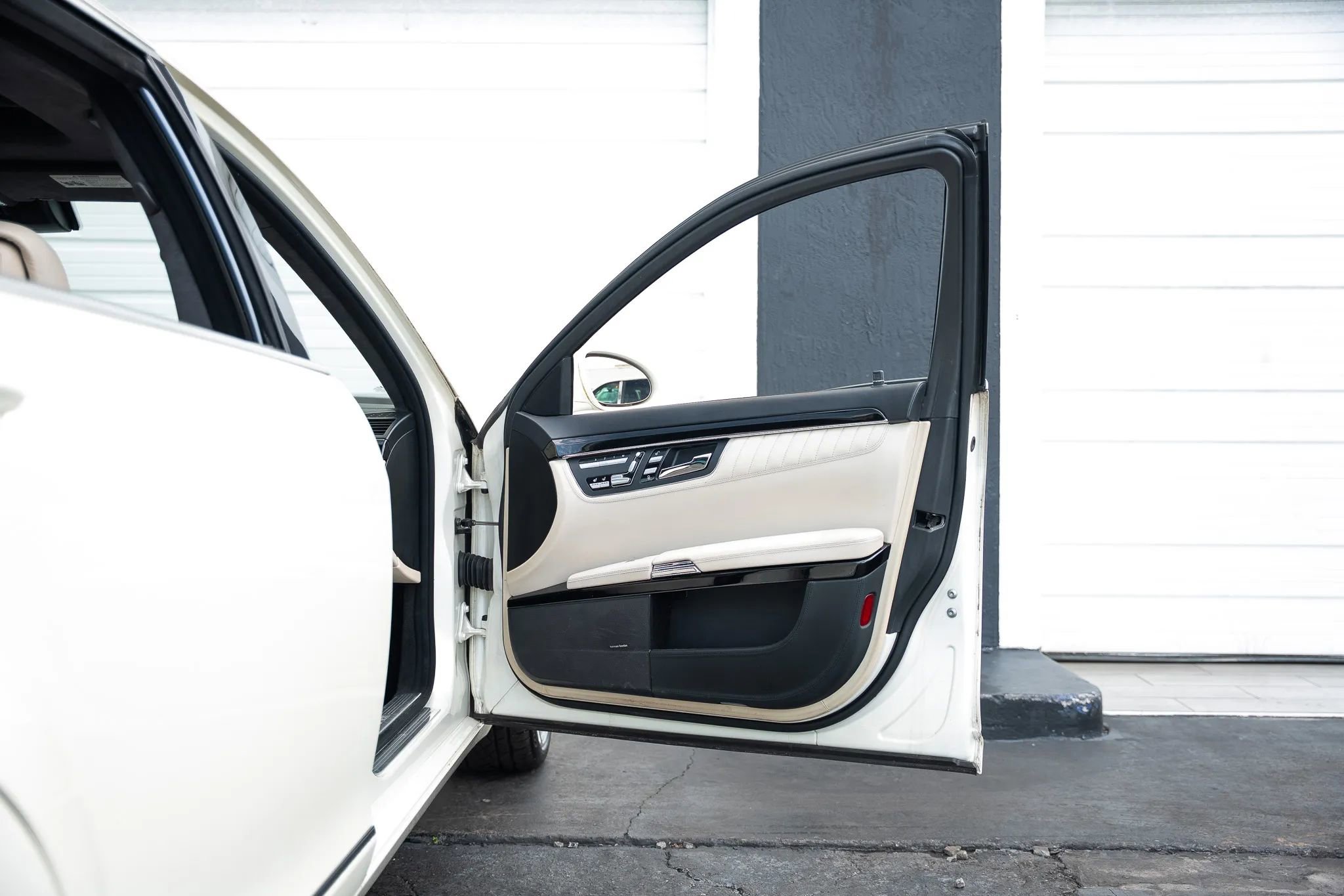 Used 2007 Mercedes-Benz S 600 image 43