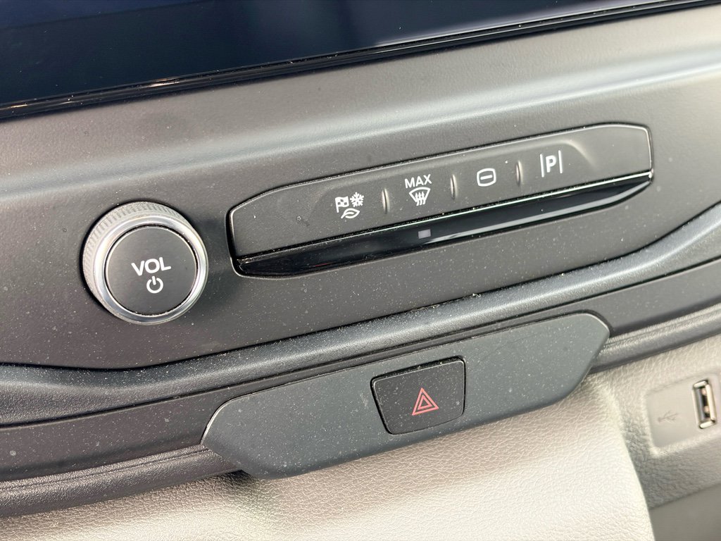 Used 2024 Ford E-Transit Base w/ Load Area Protection Package image 15