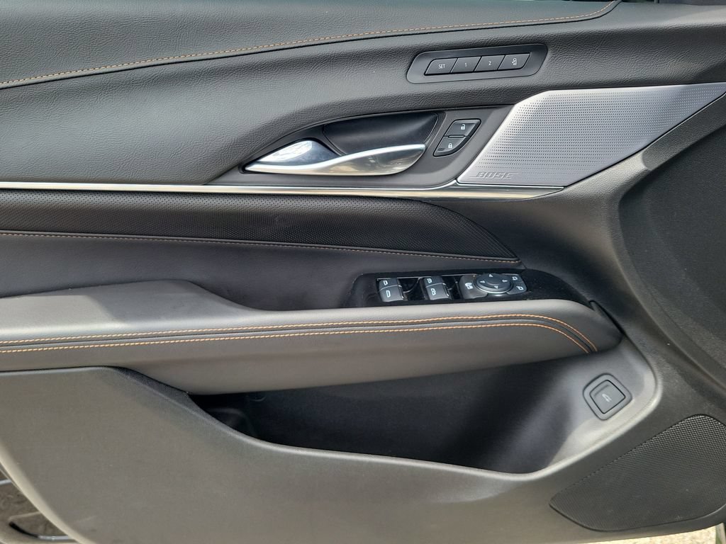 Used 2025 Cadillac CT4 V w/ Technology Package AWD/4WD image 21