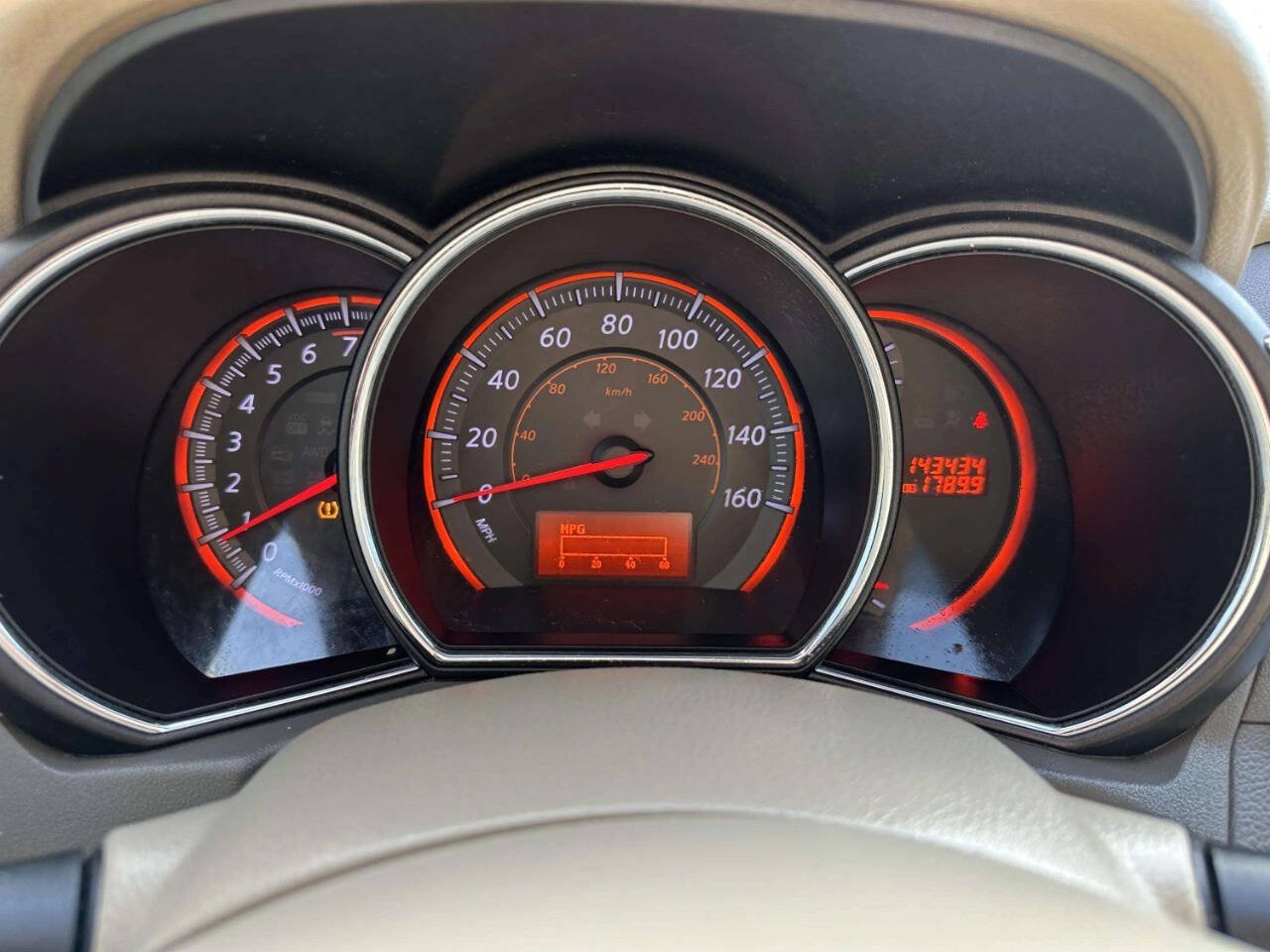 Used 2010 Nissan Murano LE AWD/4WD image 29