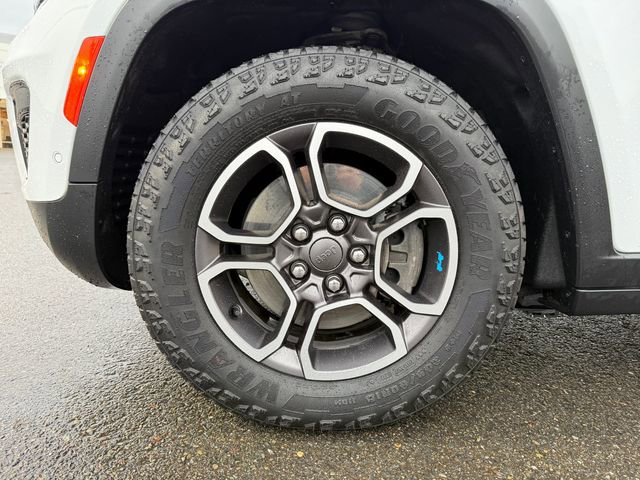 Used 2023 Jeep Grand Cherokee Trailhawk w/ Advanced Protech Group II image 30