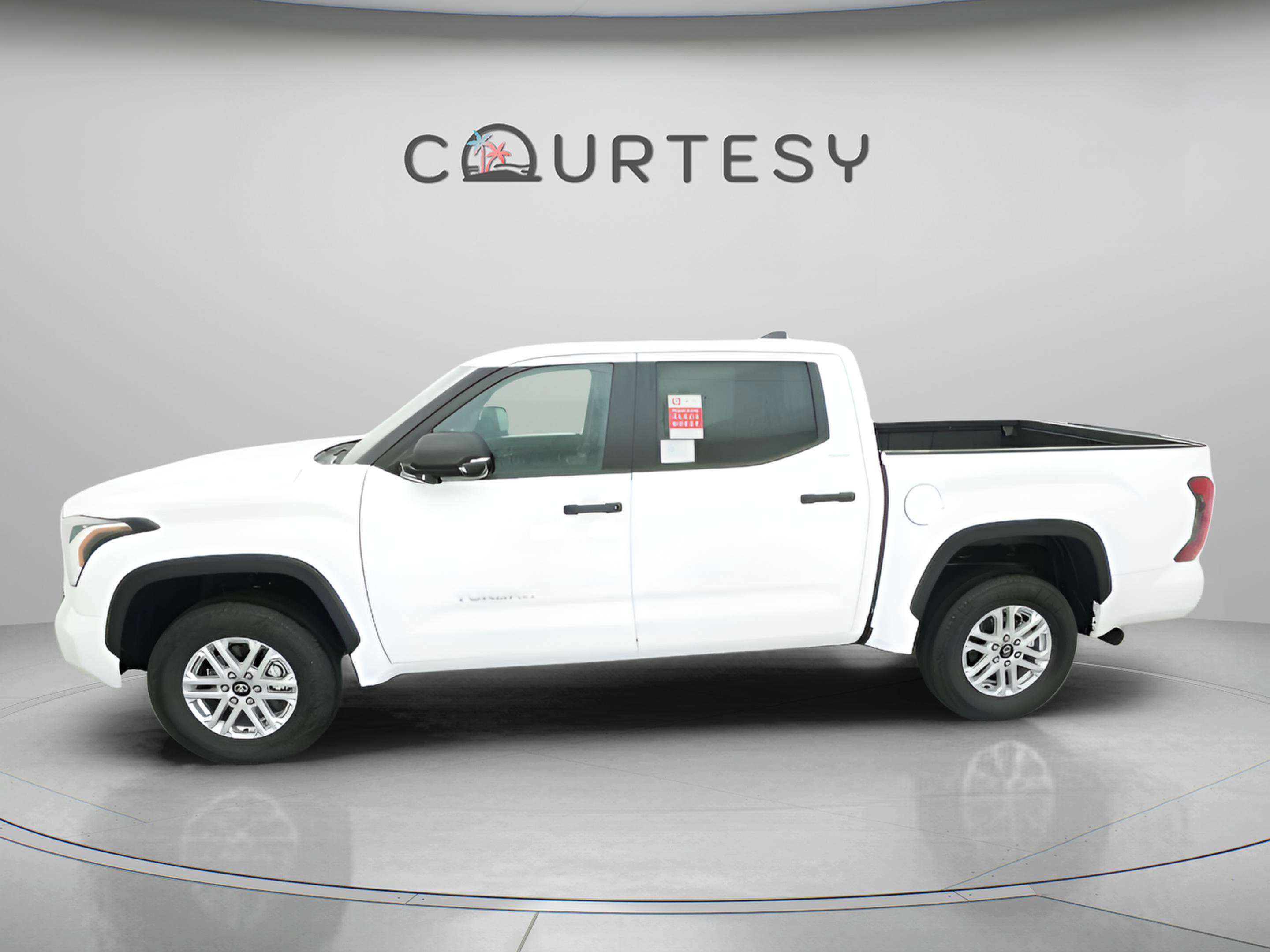 New 2025 Toyota Tundra SR5 w/ SR5 Convenience Package AWD/4WD image 5