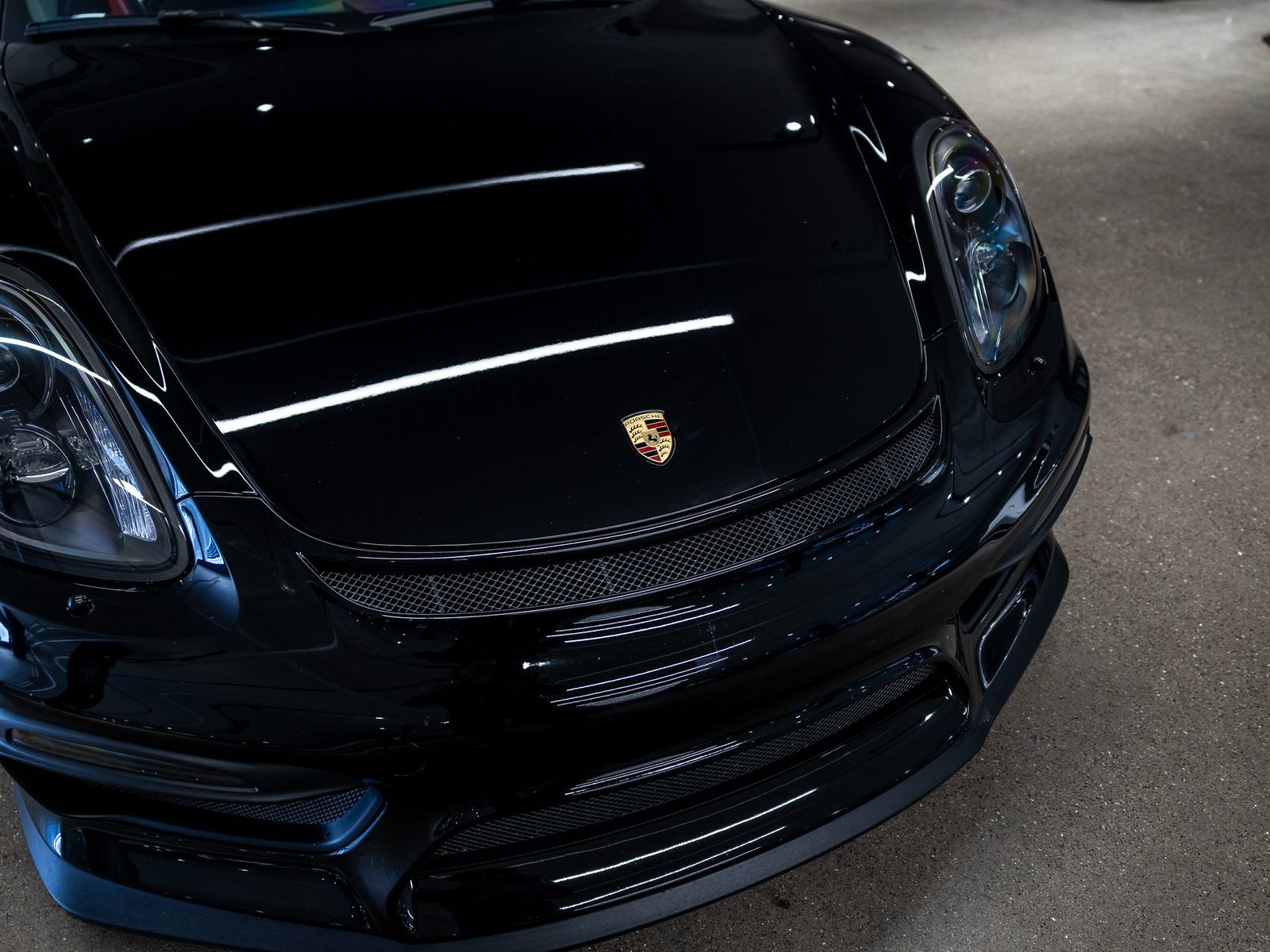 Certified 2016 Porsche Cayman GT4 RWD image 13