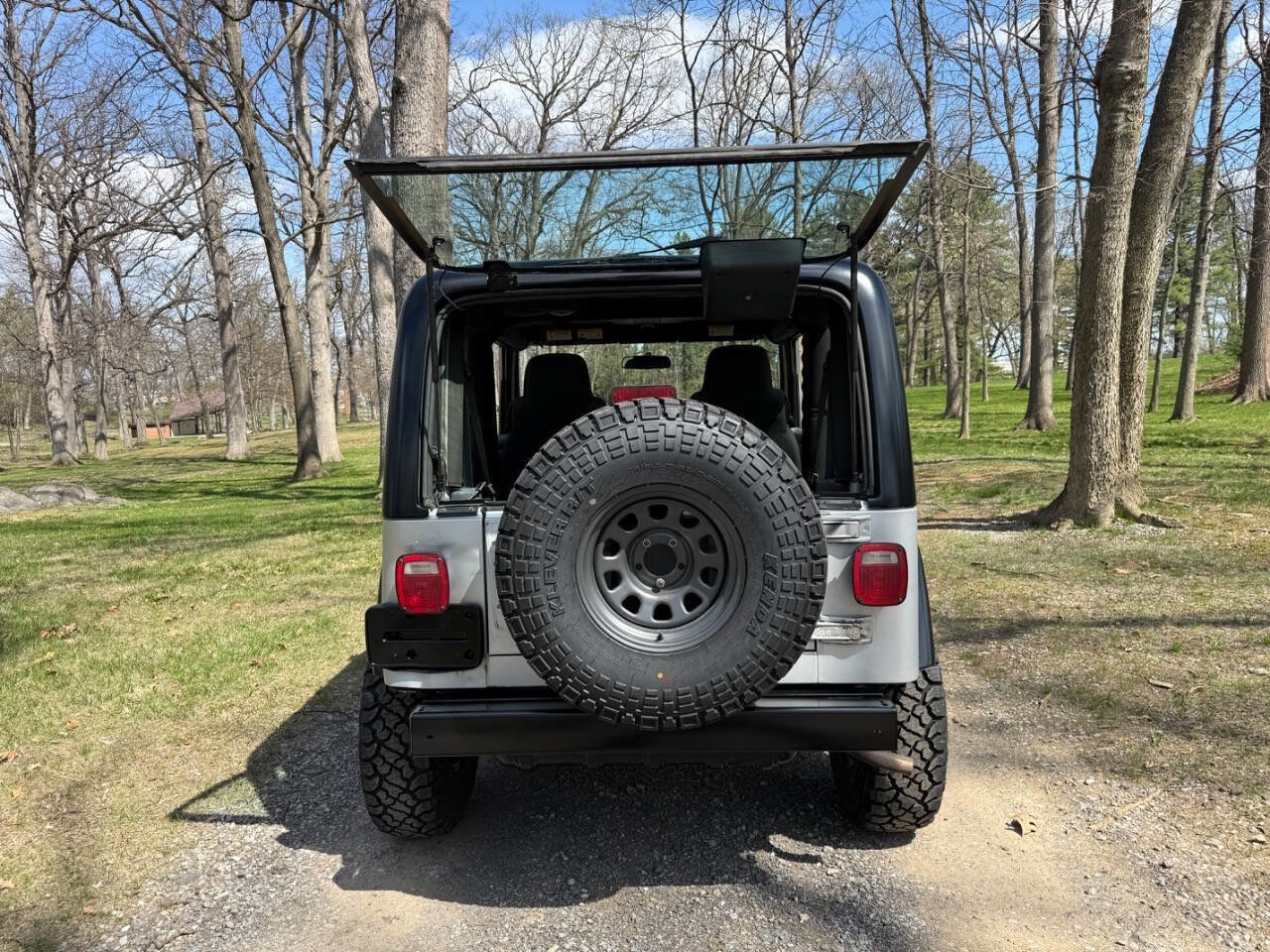 Used 2003 Jeep Wrangler SE image 11