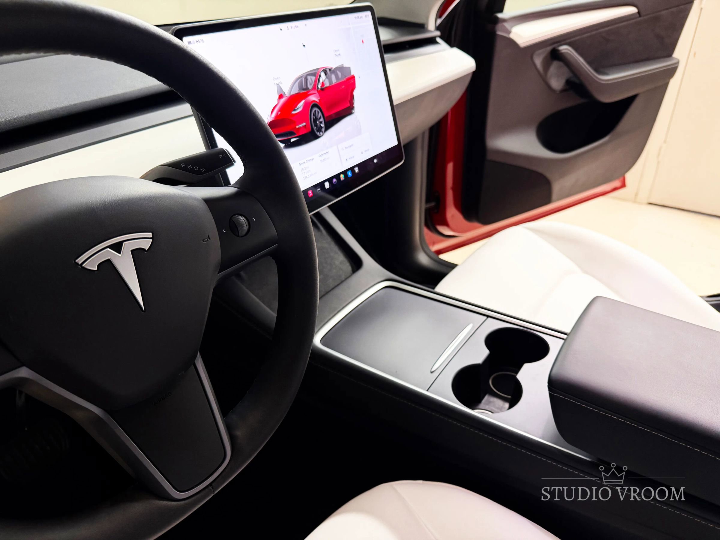 Used 2023 Tesla Model Y Long Range image 4