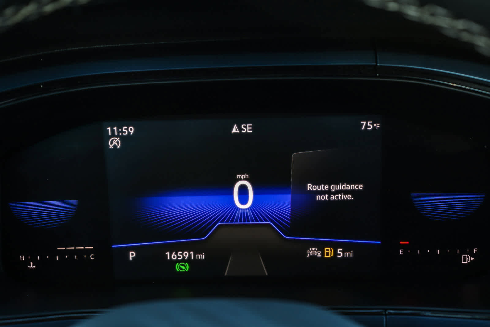 Used 2023 Volkswagen Taos SE w/ Panoramic Sunroof Package image 24