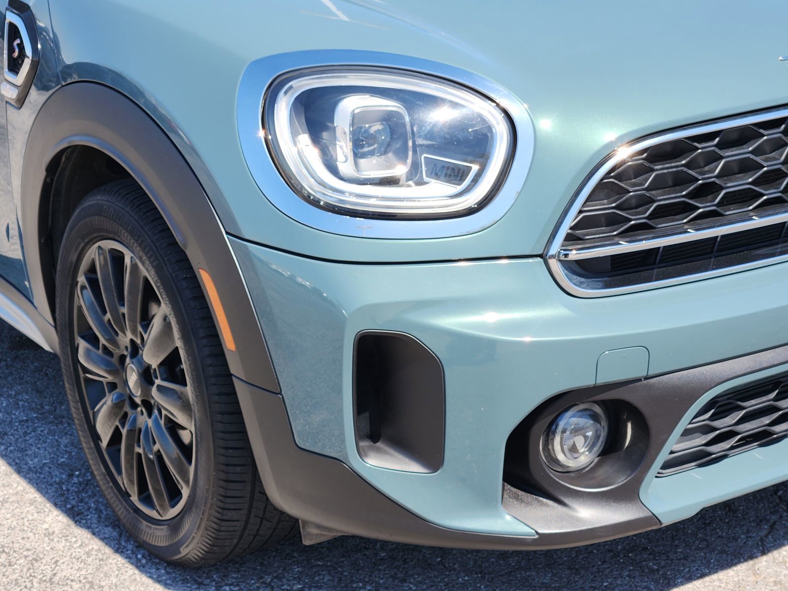 Used 2022 MINI Cooper Countryman S w/ Signature Upholstery Package image 10