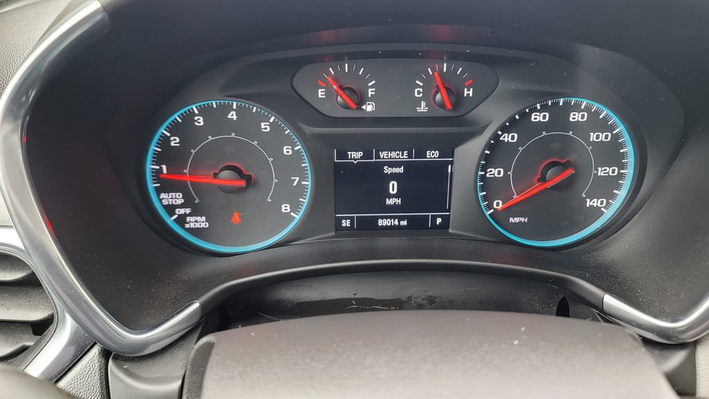 Used 2021 Chevrolet Equinox LS image 19