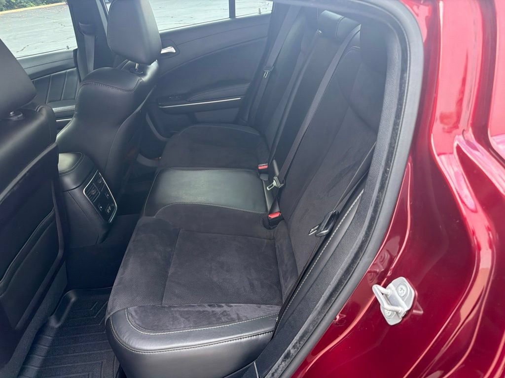 Used 2019 Dodge Charger R/T w/ Plus Group RWD image 37