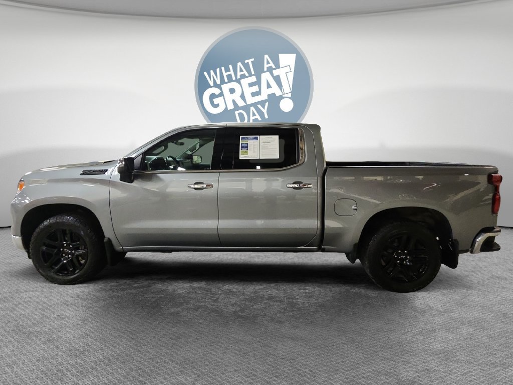 Used 2023 Chevrolet Silverado 1500 LTZ w/ Technology Package AWD/4WD image 8