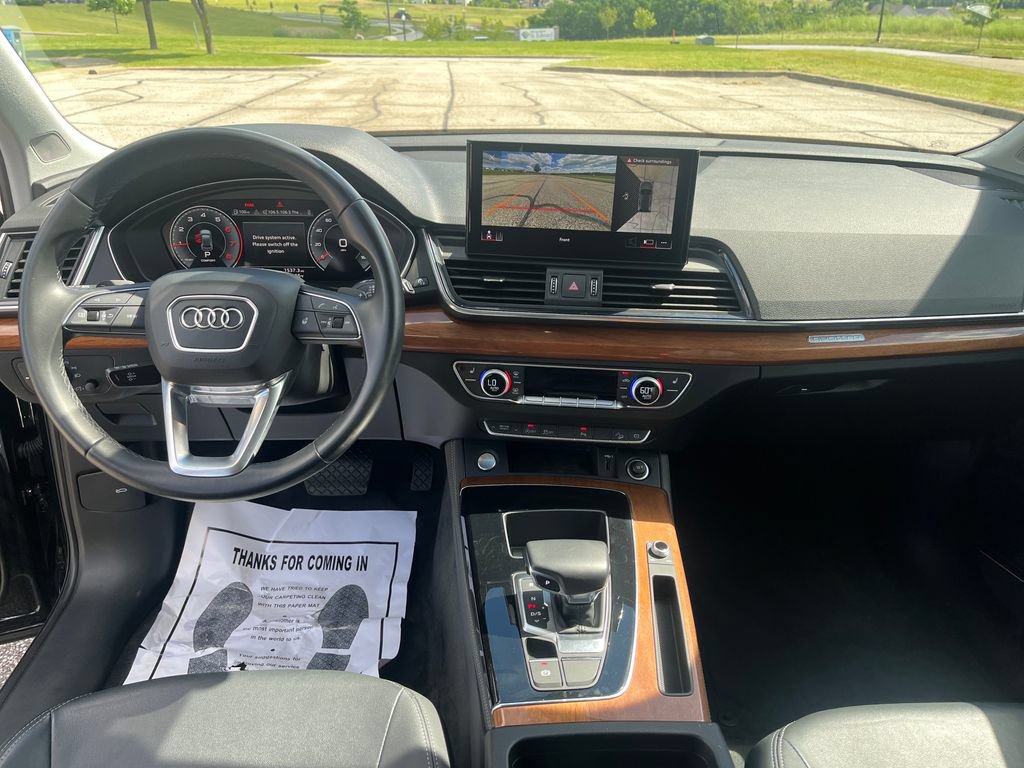 Used 2022 Audi Q5 2.0T Premium Plus w/ Premium Plus Package AWD/4WD image 12