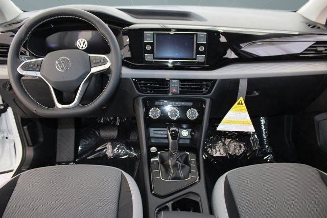 Used 2024 Volkswagen Taos S image 4