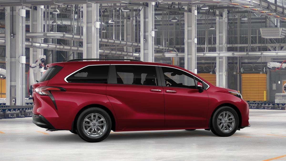New 2026 Toyota Sienna XLE image 11