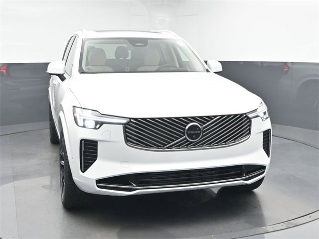 New 2026 Volvo XC90 T8 Ultra image 2