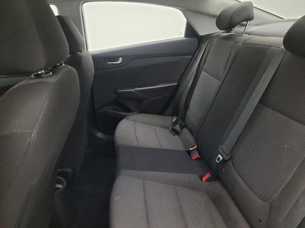 Used 2018 Hyundai Accent SE FWD image 18