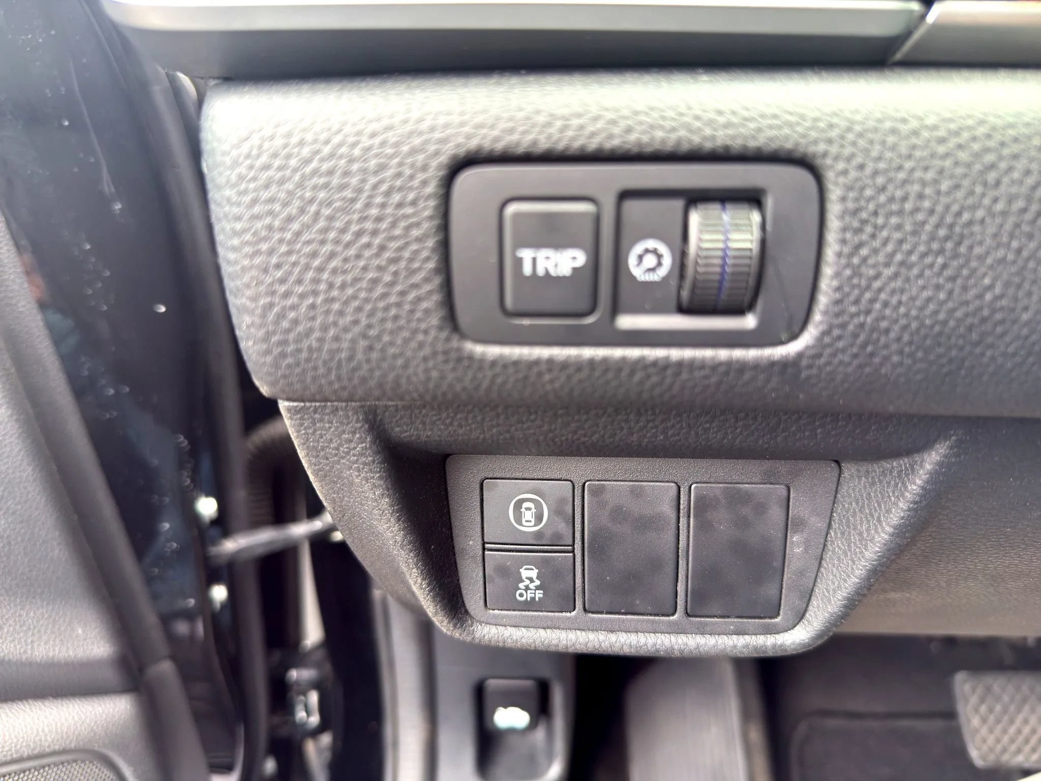 Used 2018 Honda Accord EX image 25