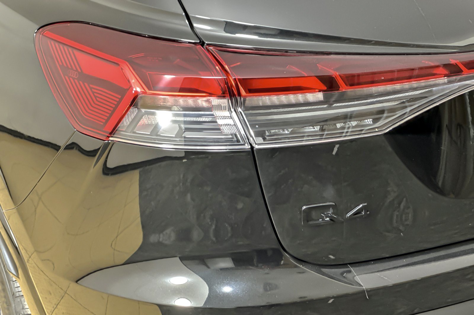 Certified 2023 Audi Q4 e-tron Premium w/ Convenience Package AWD/4WD image 26