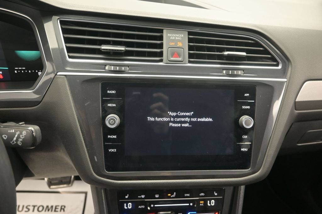 Used 2023 Volkswagen Tiguan SE R-Line FWD image 13