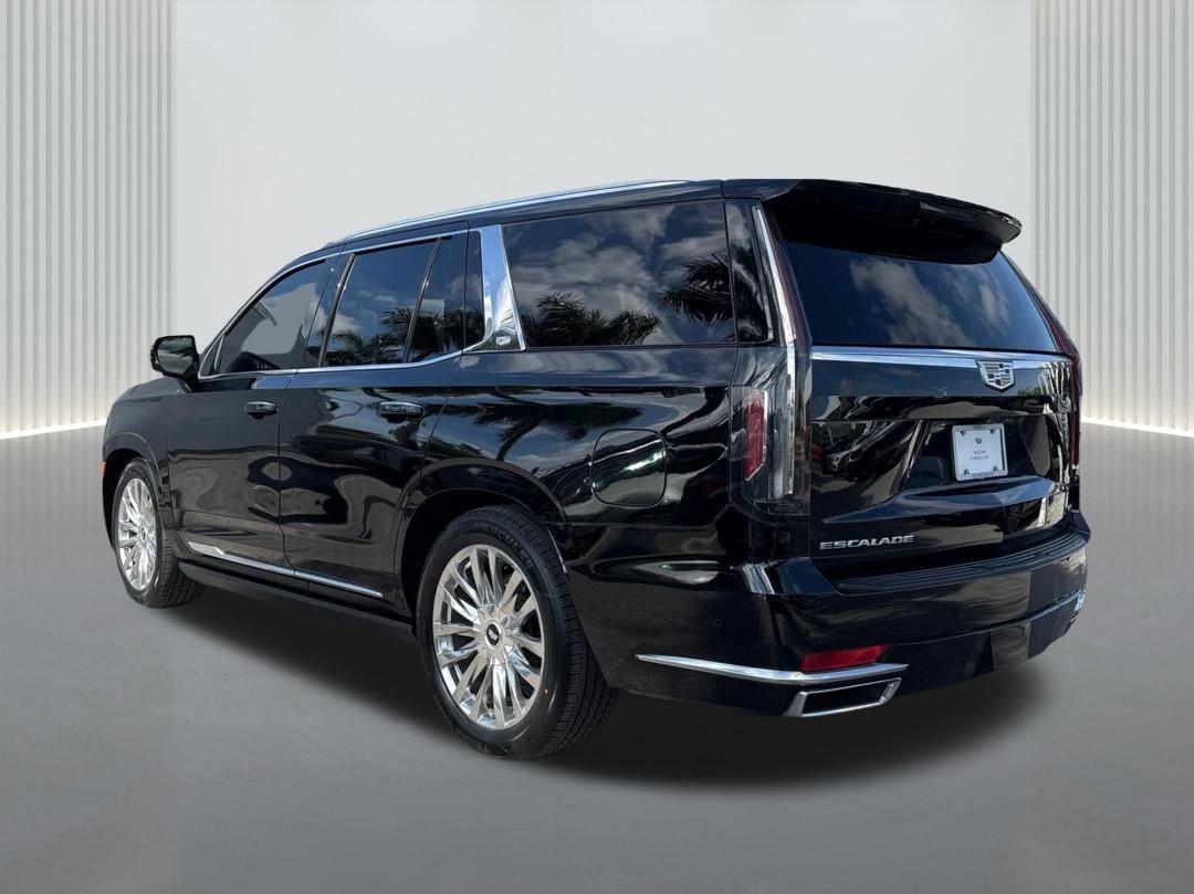 Used 2022 Cadillac Escalade Premium Luxury w/ Performance Package image 7