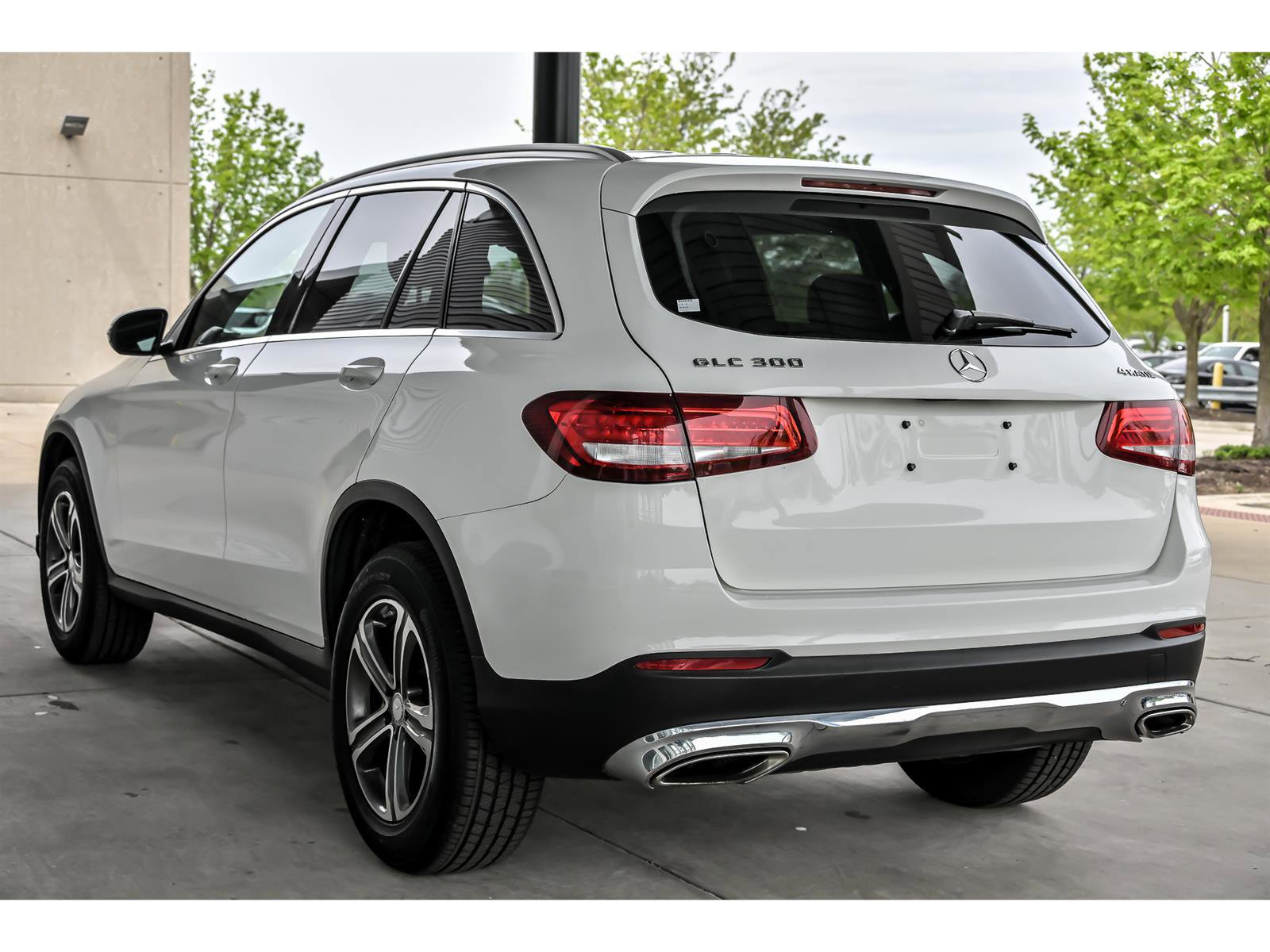 Used 2016 Mercedes-Benz GLC 300 4MATIC image 6