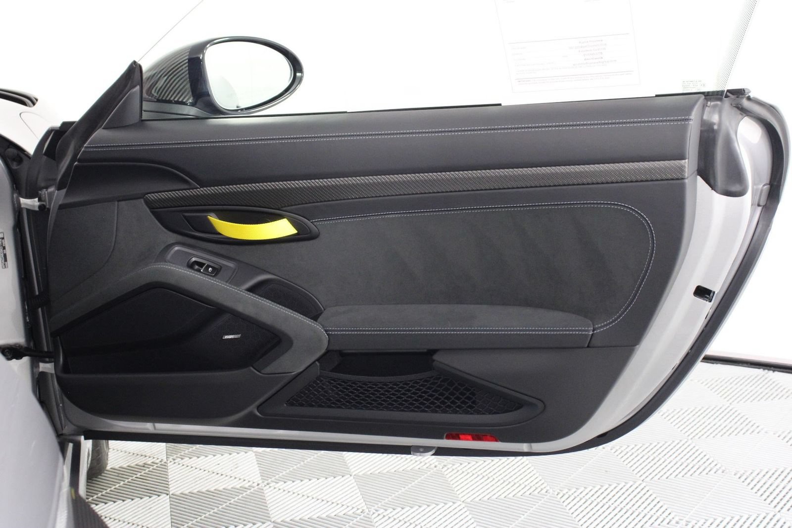 Certified 2025 Porsche 718 Cayman GT4 RS RWD image 22
