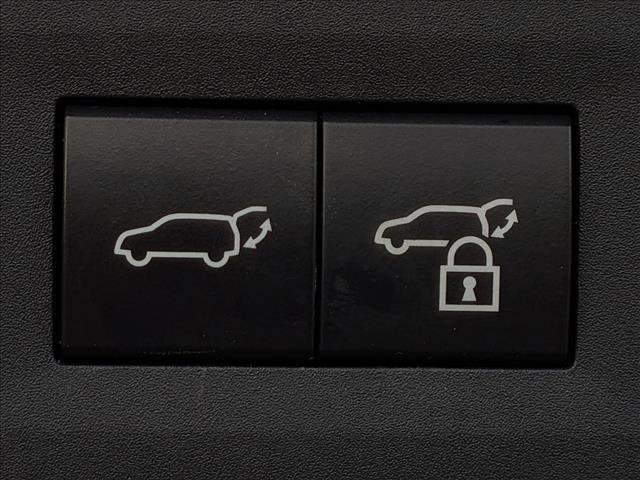 Used 2022 Lexus NX 250 FWD w/ Towing Package (2000 Lbs) image 14