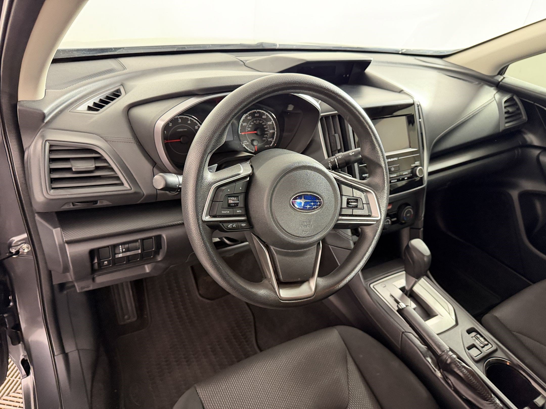 Used 2018 Subaru Impreza 2.0i Premium AWD/4WD image 4