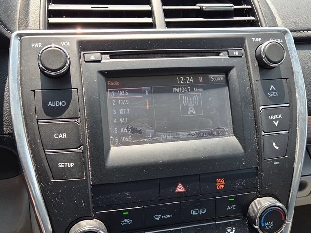 Used 2016 Toyota Camry LE FWD image 24