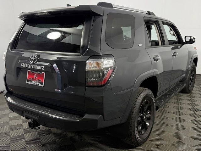 Used 2024 Toyota 4Runner SR5 Premium image 8
