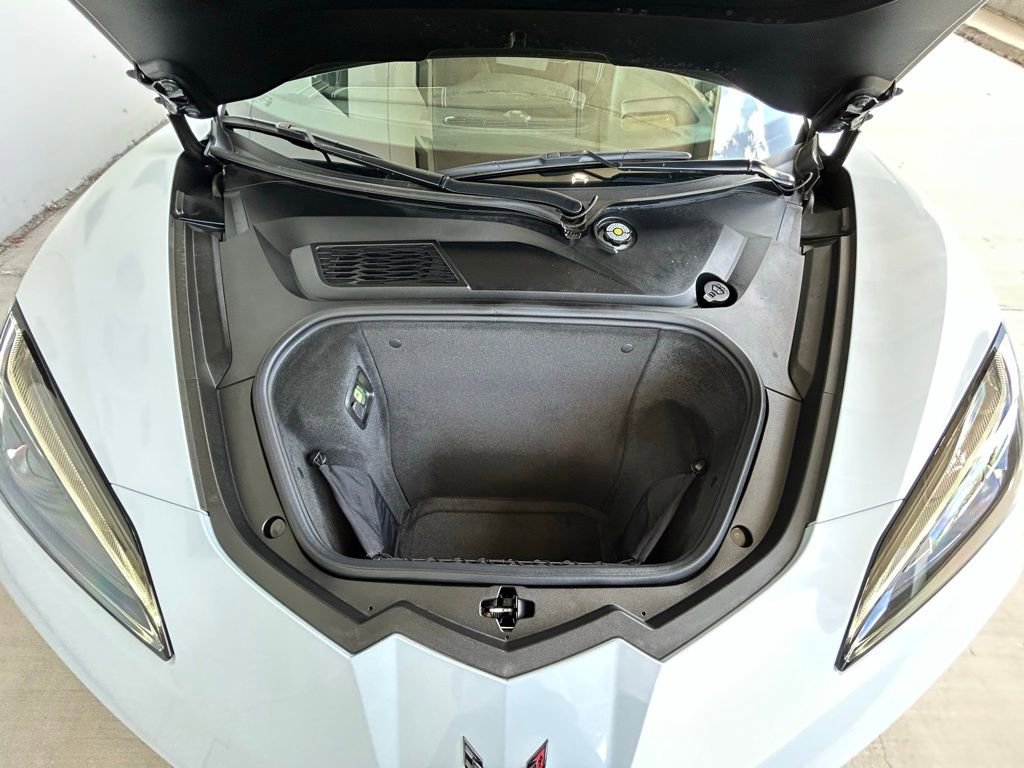 Used 2024 Chevrolet Corvette Stingray Premium Conv w/ Battery Protection Package image 34