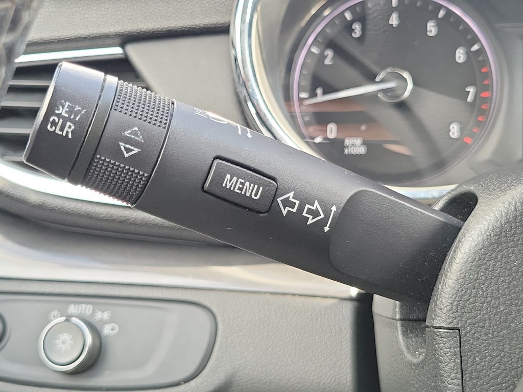 Used 2018 Buick Encore Preferred FWD image 34