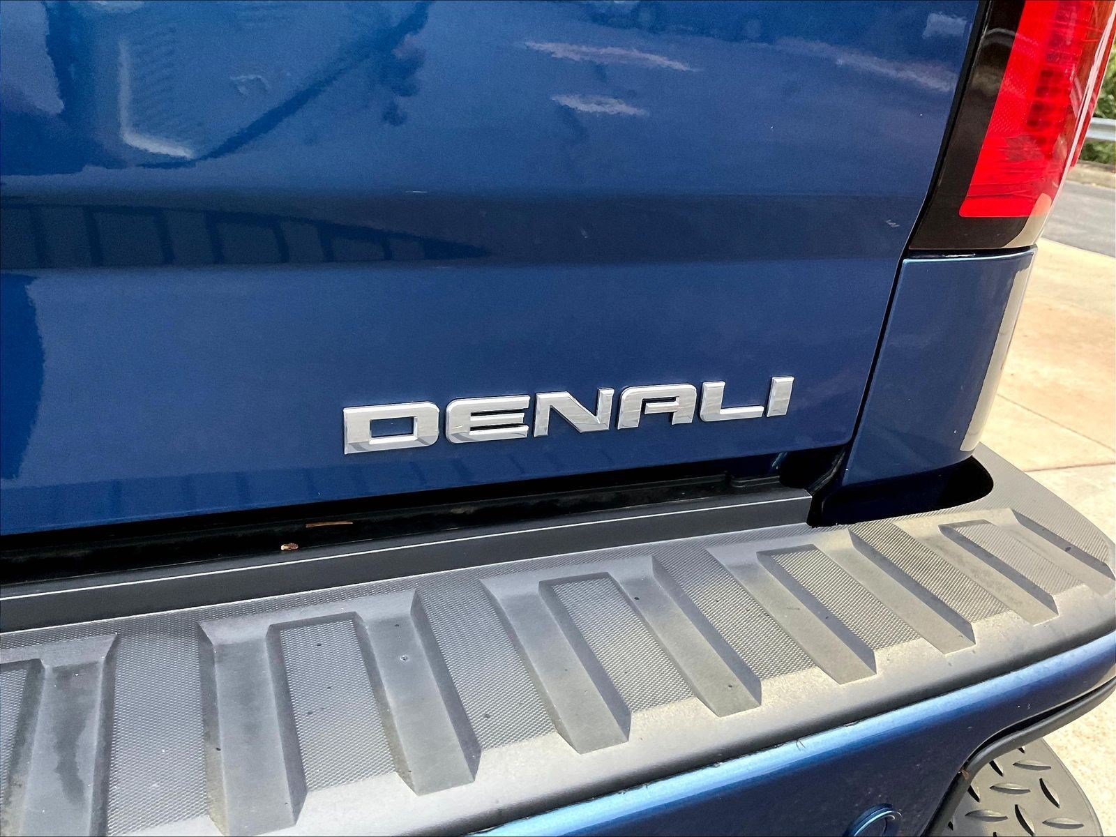 Used 2015 GMC Sierra 1500 Denali w/ Driver Alert Package AWD/4WD image 25
