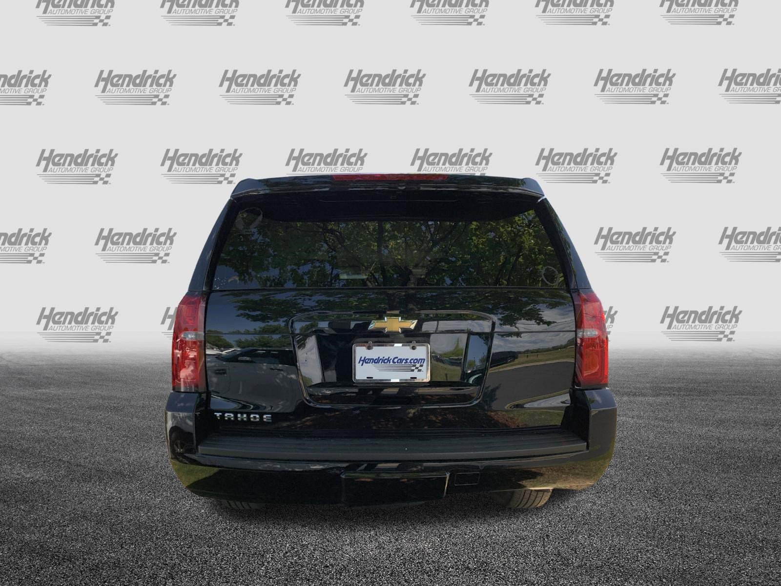 Used 2017 Chevrolet Tahoe LT w/ Luxury Package RWD image 9