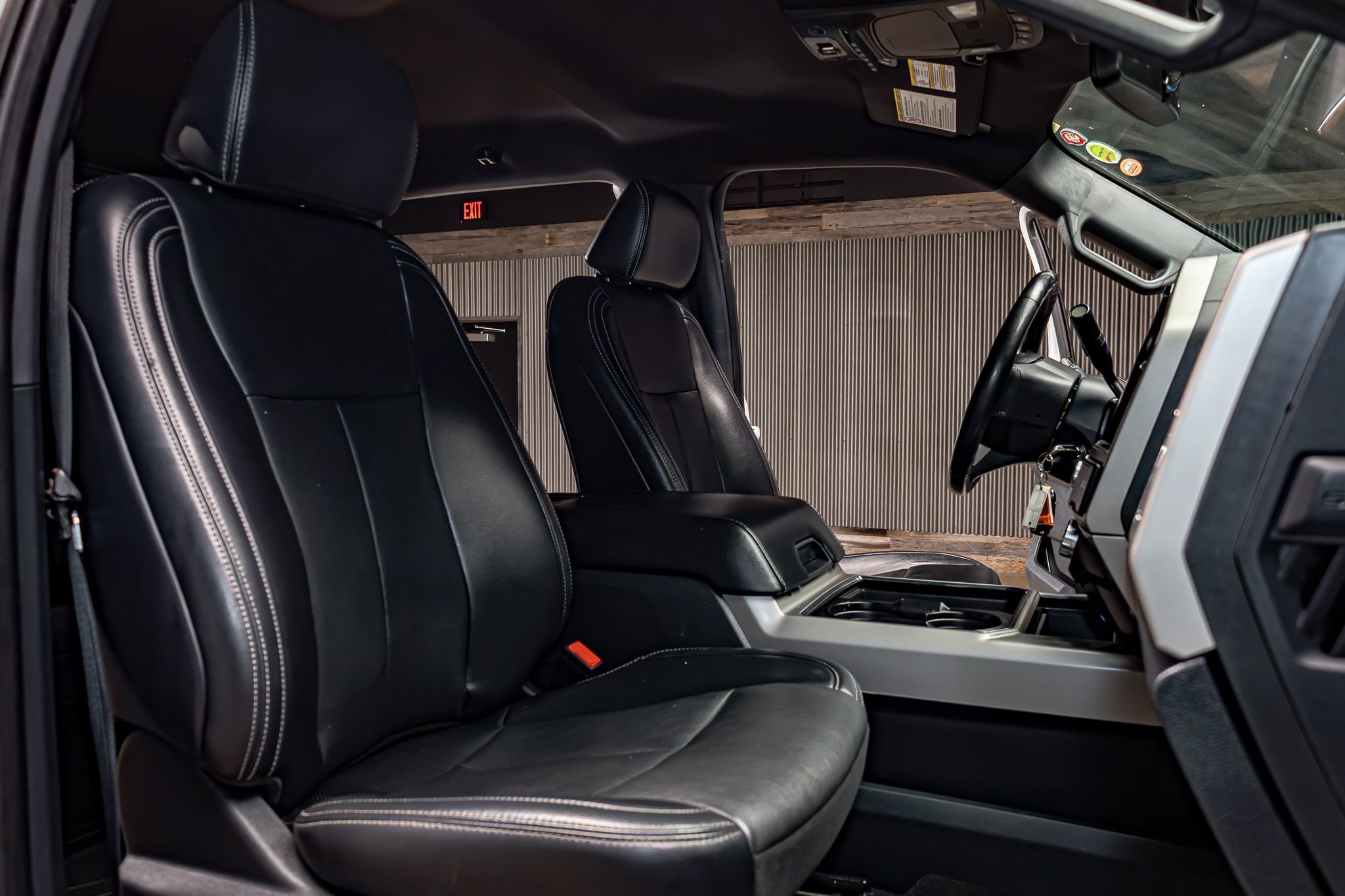Used 2022 Ford F250 Lariat w/ Lariat Value Package image 25
