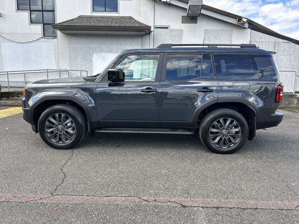 New 2025 Toyota Land Cruiser image 8