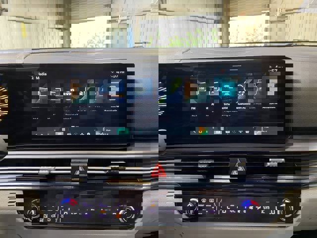 Used 2026 Kia Sportage EX image 39