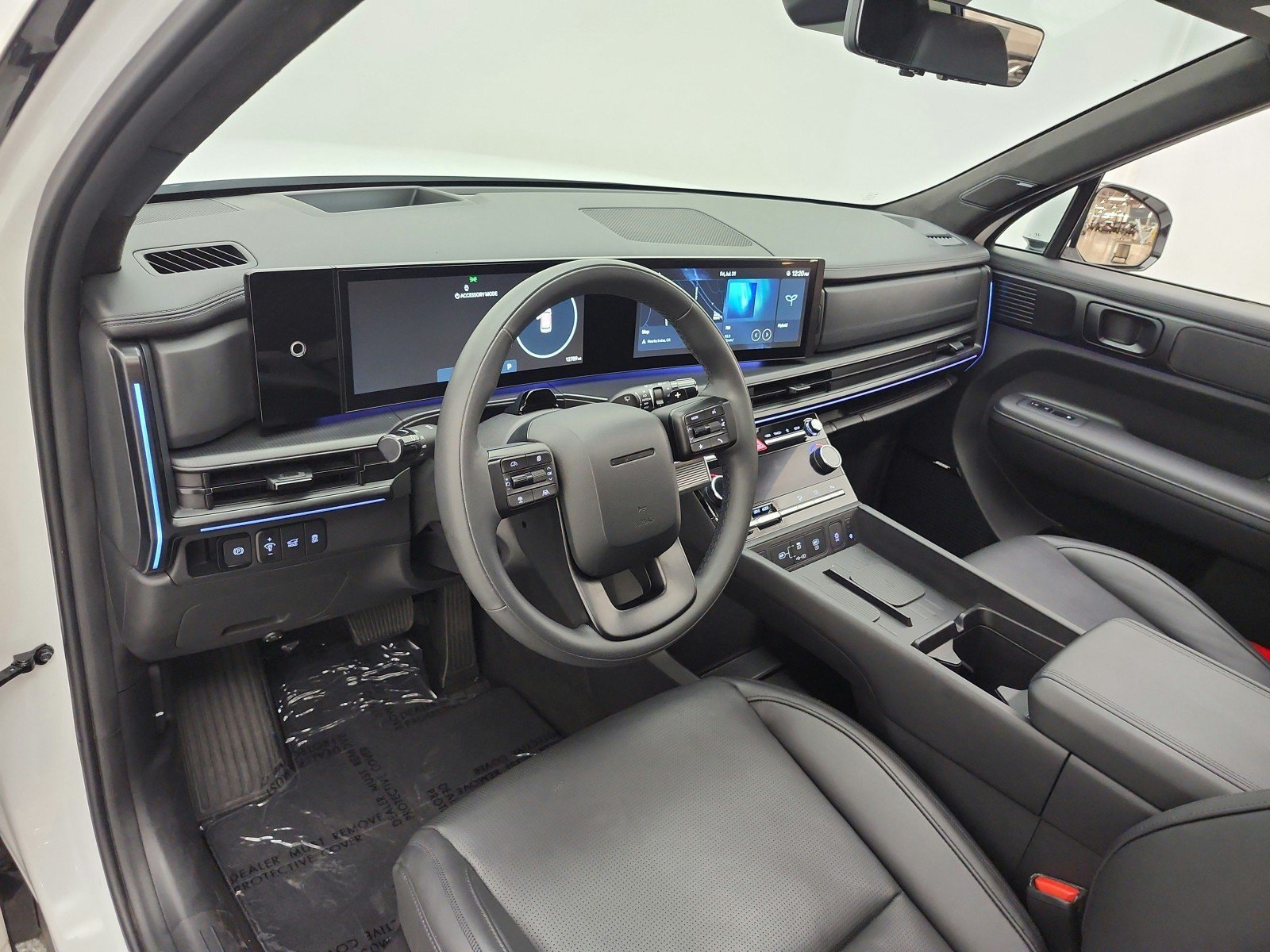 Used 2025 Hyundai Santa Fe Calligraphy FWD image 9