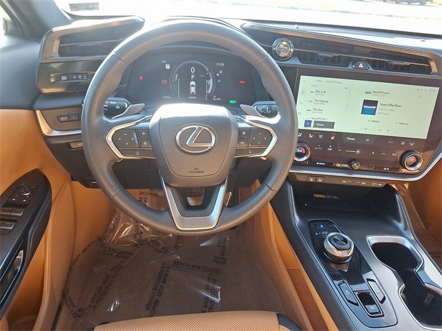 Used 2024 Lexus RZ 450e Premium image 11