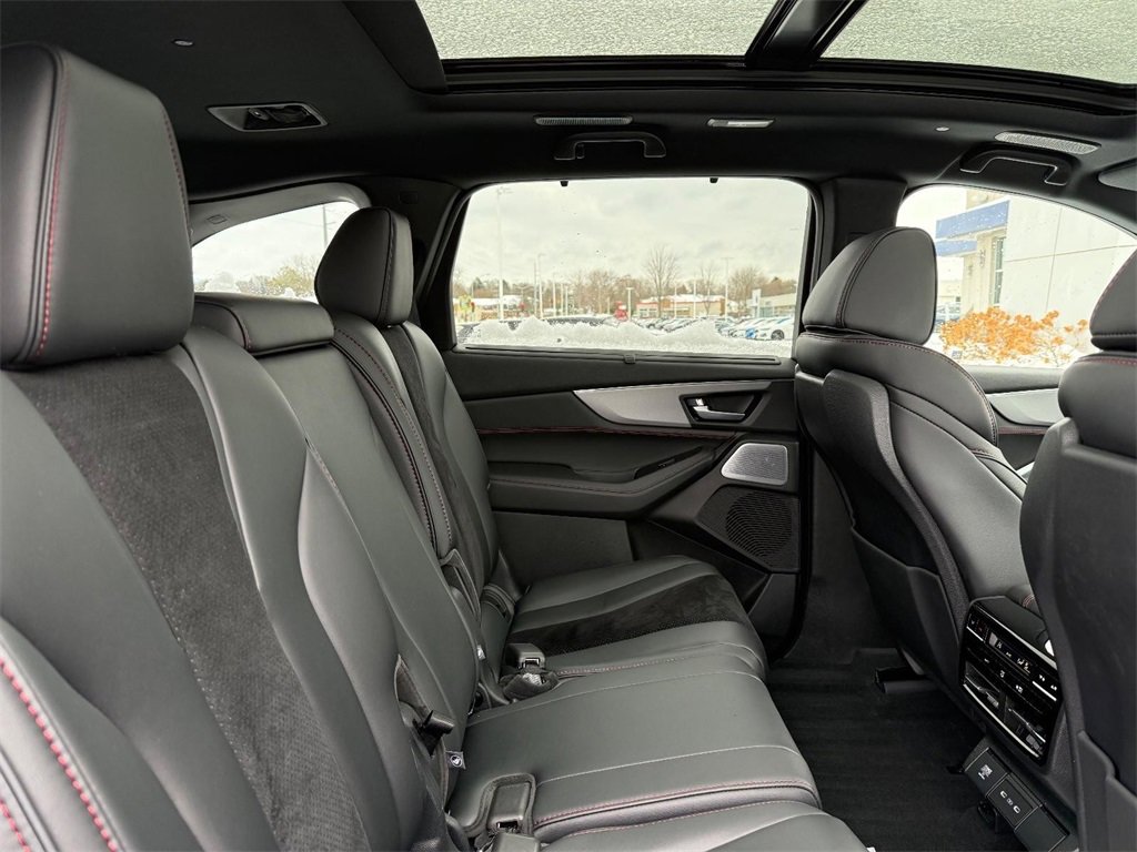 Certified 2025 Acura MDX A-Spec image 10